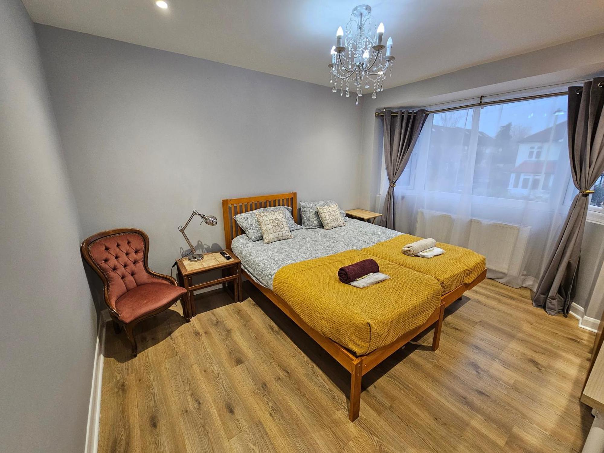 Beautiful Guest Rooms, Free Parking, 30Min Heathrow, 40Min Wembley, 60Min Central London Greenford  Kültér fotó
